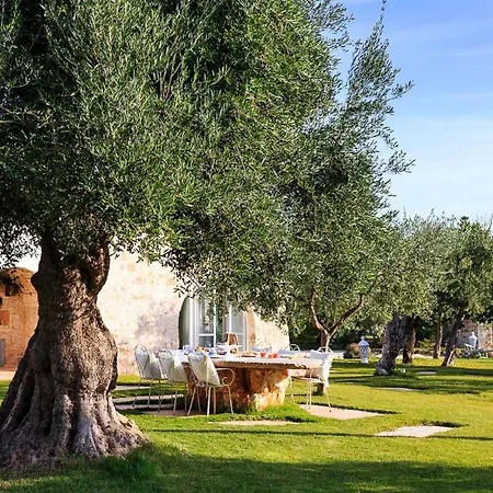 Trulli Rosalinda Villa *