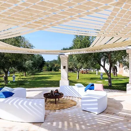 Trulli Rosalinda Villa *